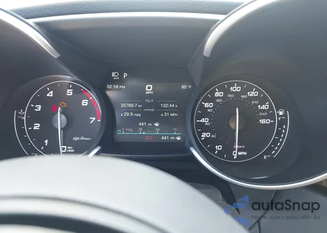 2022 Alfa Romeo Giulia Sprint Rwd z USA, uszkodzony, nr VIN ZARFAMAN9N7664570